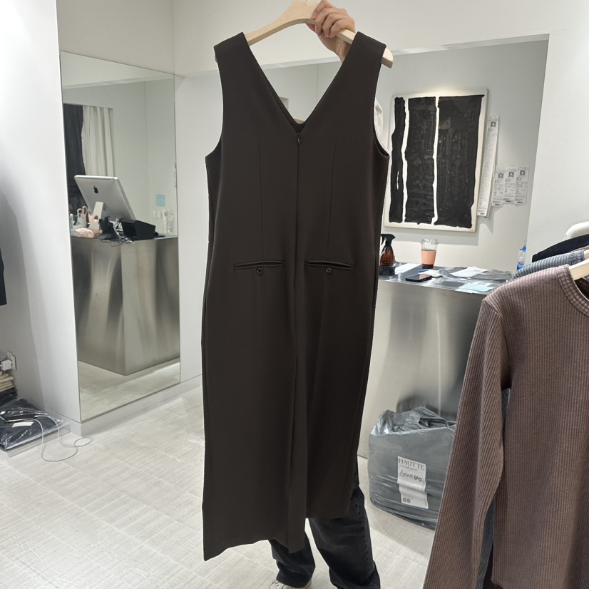 251115-0504 解析服裝服飾批發(fā)市場的趨勢與機(jī)遇